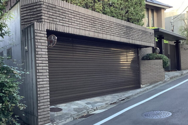 ビルトインガレージ